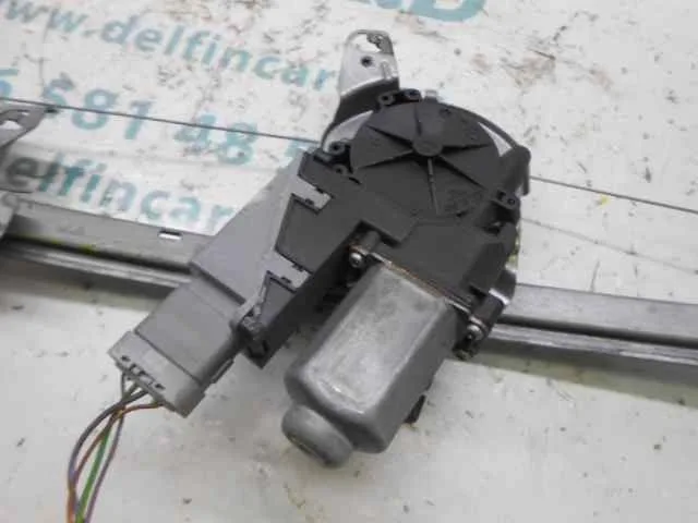 Elevalunas Delantero Derecho para Citroën C3
