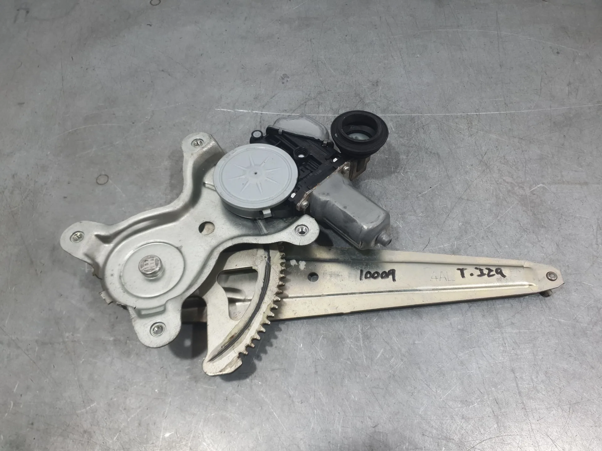 Elevalunas Trasero Izquierdo para Lexus Ct