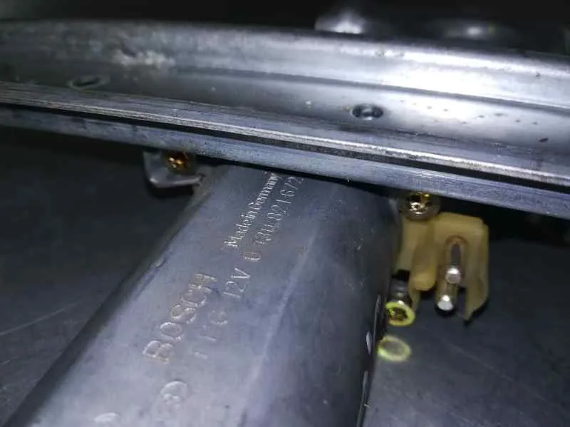 Elevalunas Delantero Derecho para Mercedes-Benz Clase A (W168)