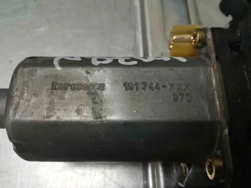 Elevalunas Delantero Derecho para Mercedes-Benz Clase A (W168)