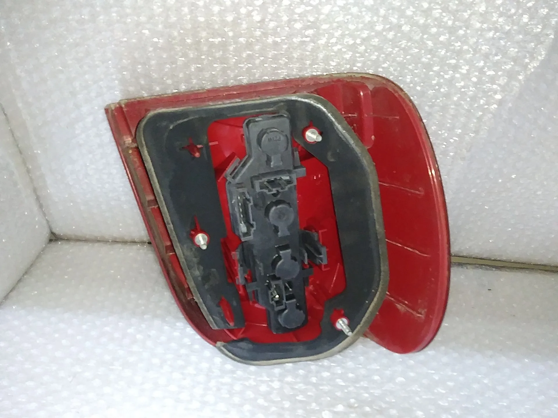 Piloto Trasero Izquierdo para Volkswagen Polo Berlina (6N2)