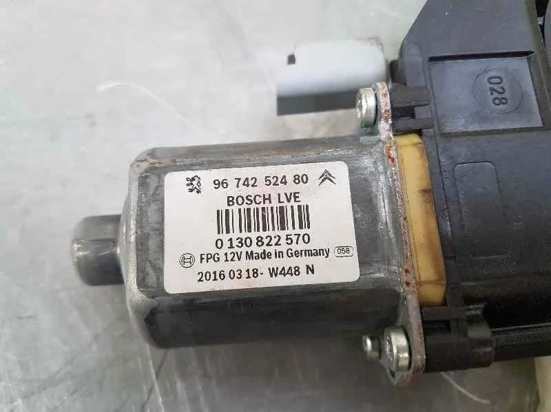 Elevalunas Delantero Derecho para Citroën C4 Cactus