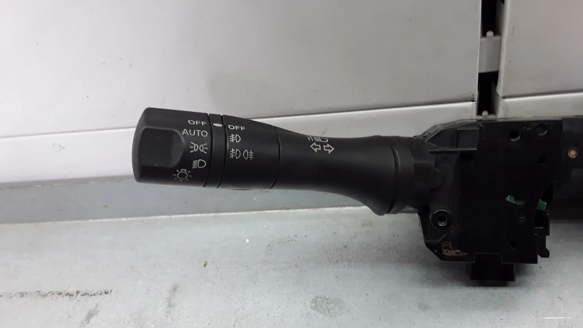 Com 2000 para Nissan Leaf
