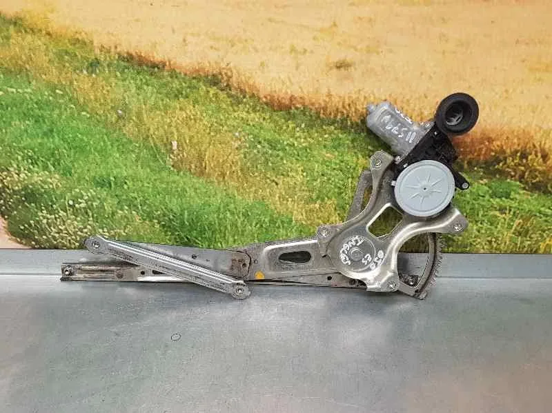 Elevalunas Delantero Izquierdo para Lexus Is200 (Ds2/Is2)