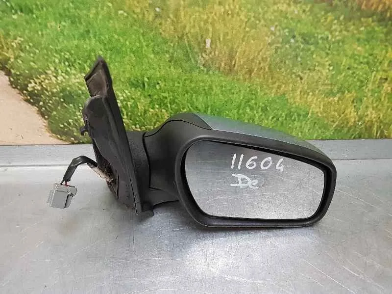 Retrovisor Derecho para Ford Focus Berlina (Cap)