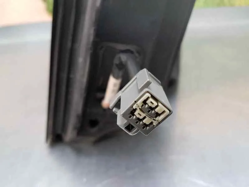 Retrovisor Derecho para Ford Focus Berlina (Cap)