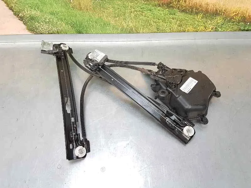 Elevalunas Delantero Izquierdo para Seat Ibiza (6P1)