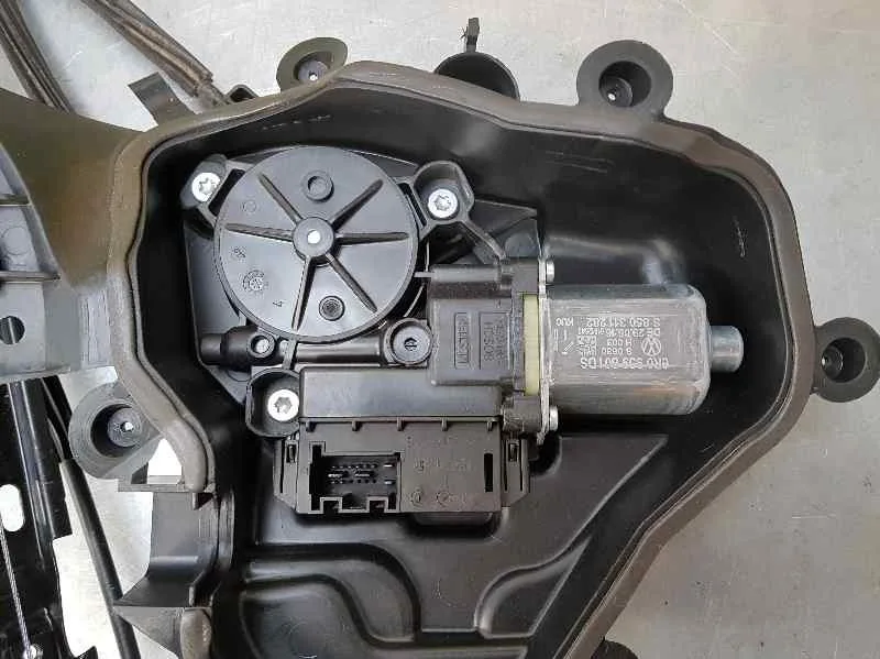 Elevalunas Delantero Izquierdo para Seat Ibiza (6P1)