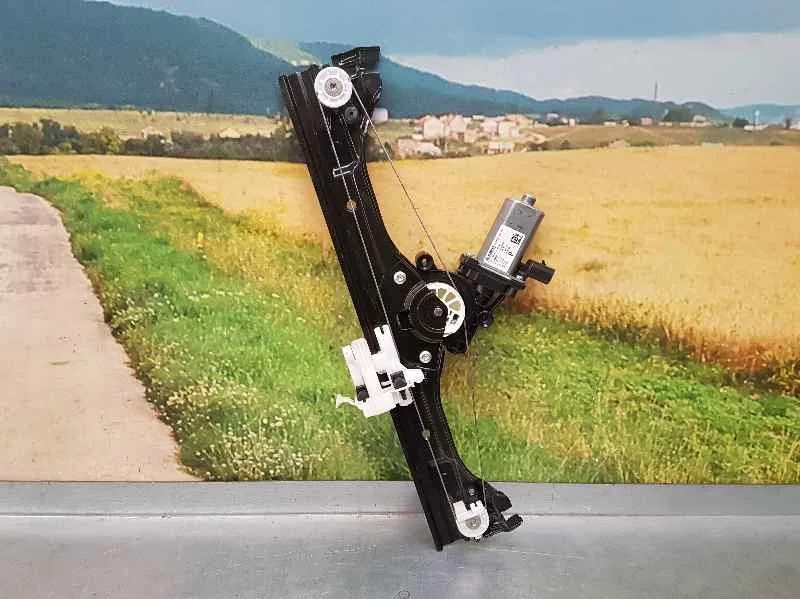 Elevalunas Delantero Derecho para Fiat Nuova 500 (150)