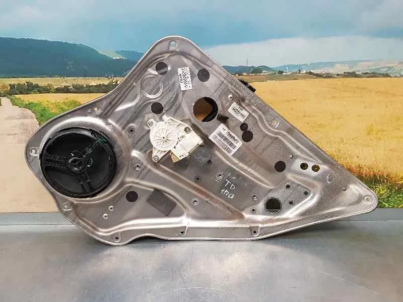 Elevalunas Trasero Derecho para Mercedes-Benz Clase C (W204) Berlina