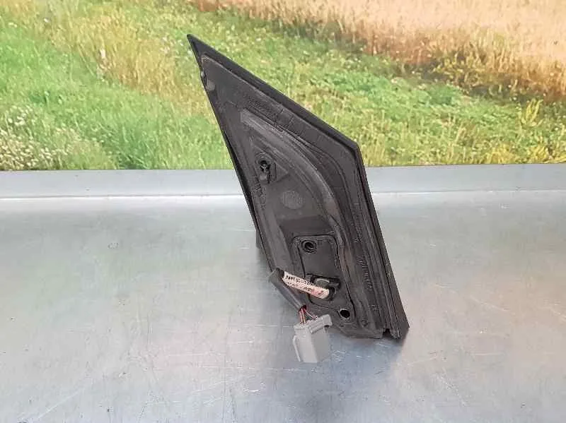 Retrovisor Izquierdo para Ford Focus Berlina (Cap)