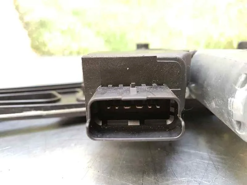 Elevalunas Delantero Derecho para Peugeot 3008