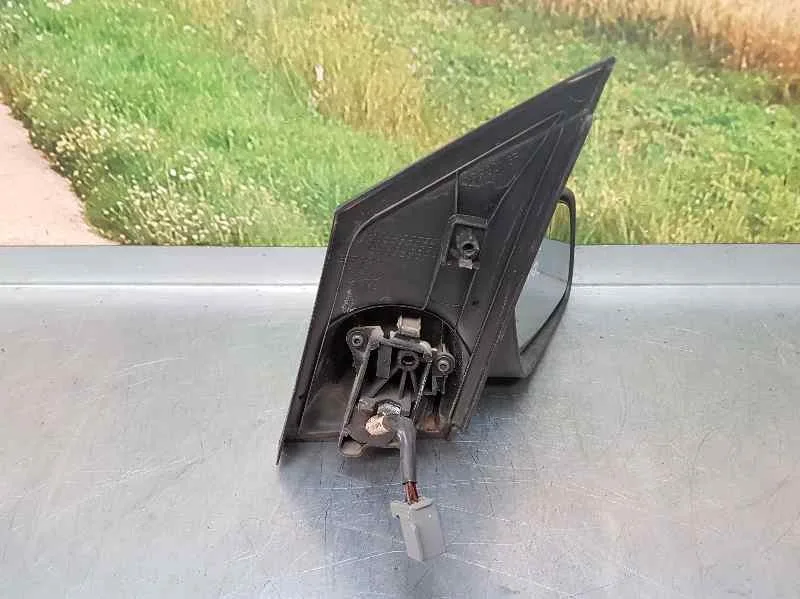 Retrovisor Derecho para Ford Focus Lim. (Cb4)