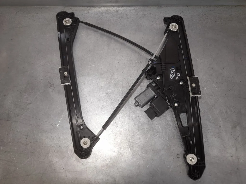 Elevalunas Delantero Derecho para Peugeot 5008