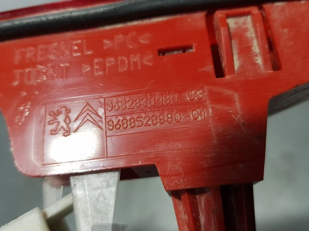 Luz Central De Freno para Citroën Berlingo