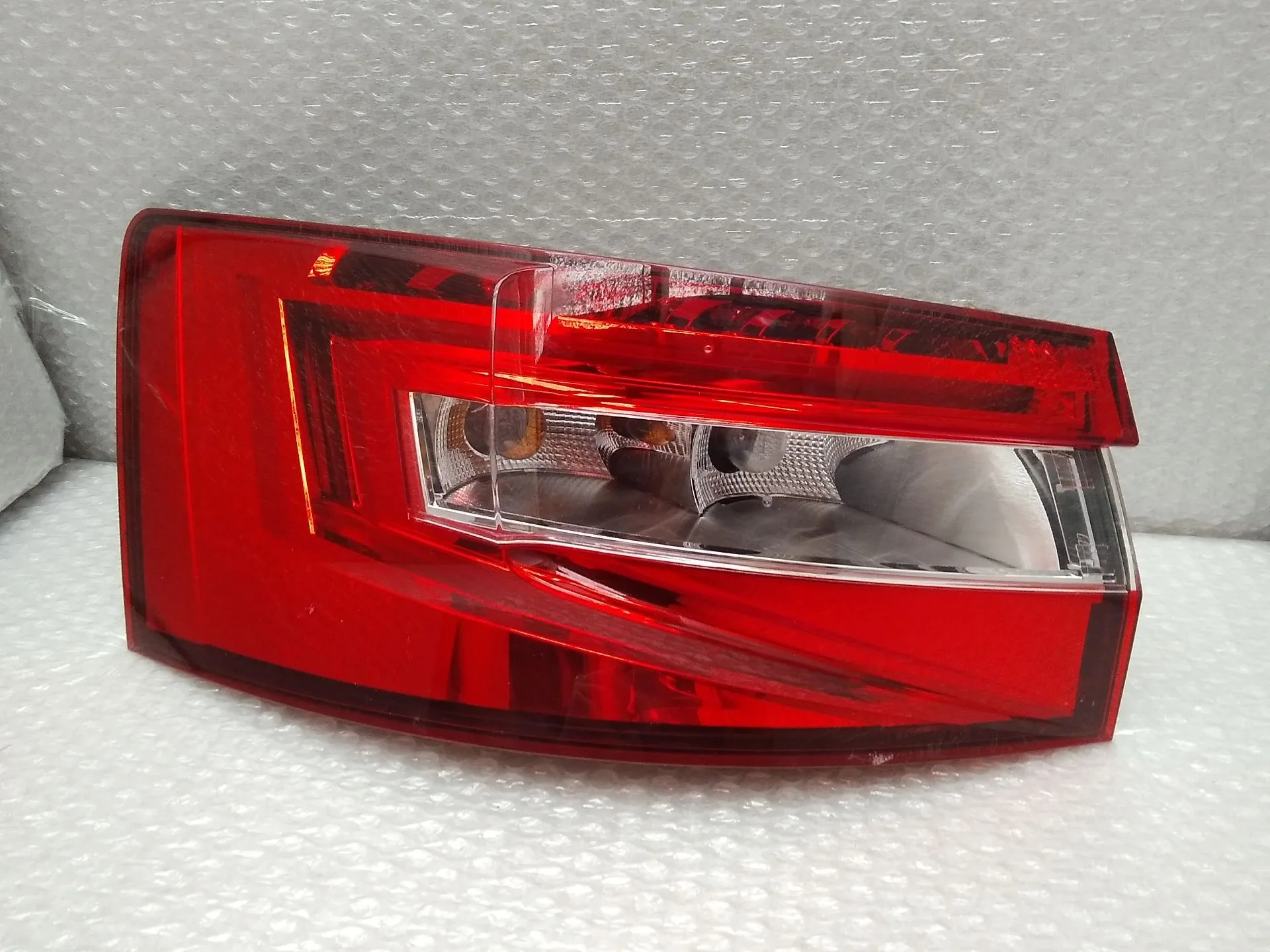 Piloto Trasero Izquierdo para Skoda Superb (3V3)
