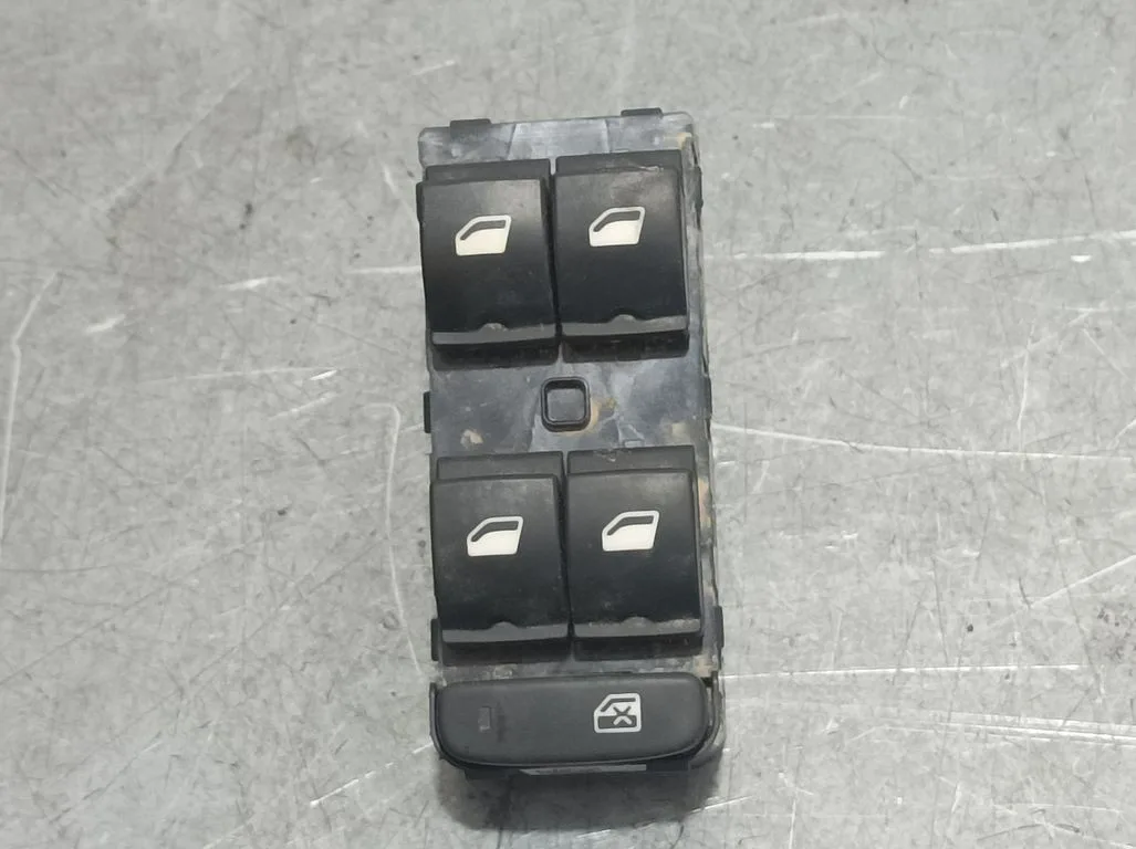 Mando Elevalunas Delantero Izquierdo para Citroën C3