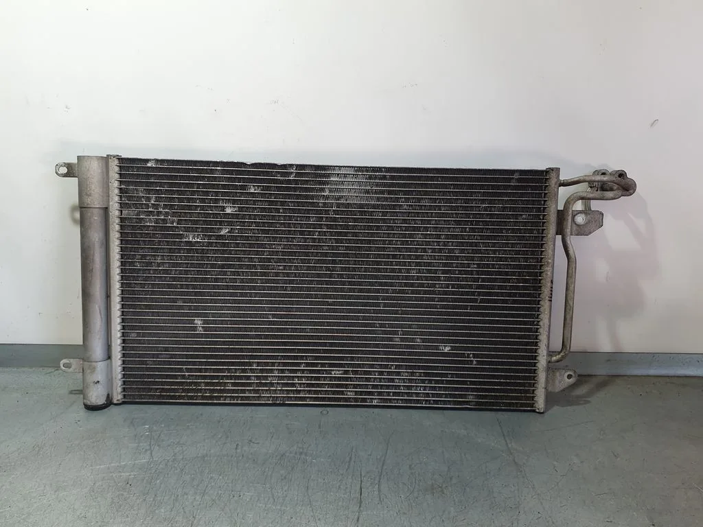 Condensador / Radiador Aire Acondicionado para Seat Ibiza (6J5)