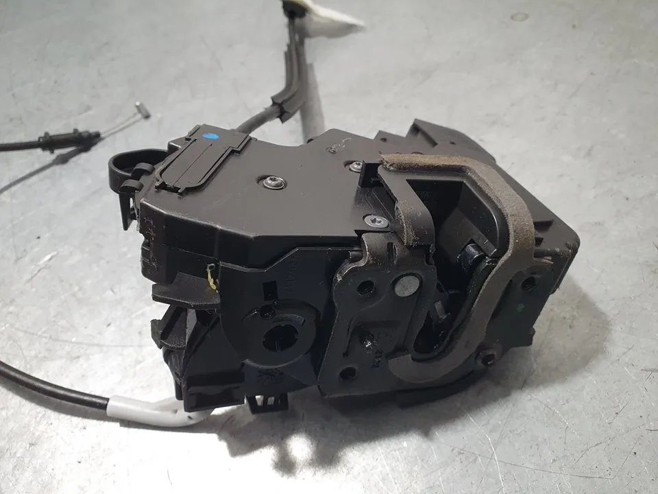 Cerradura Puerta Delantera Derecha para Citroën C4