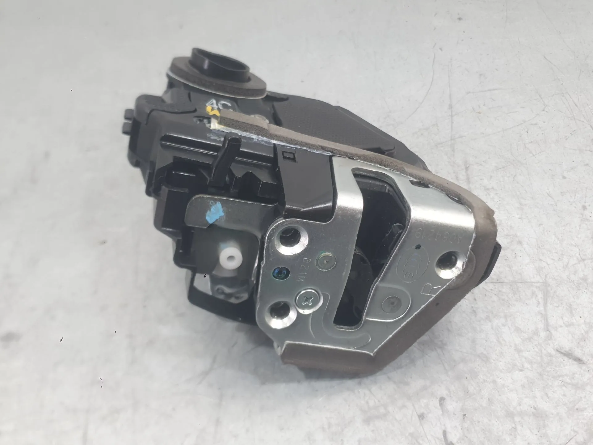 Cerradura Puerta Trasera Derecha para Toyota Avensis Touring Sports