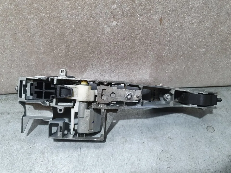 Maneta Exterior Delantera Derecha para Citroën Ds3