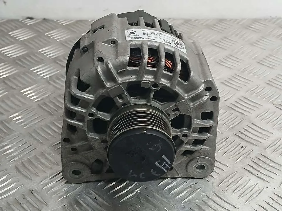 Alternador para Dacia Logan Express