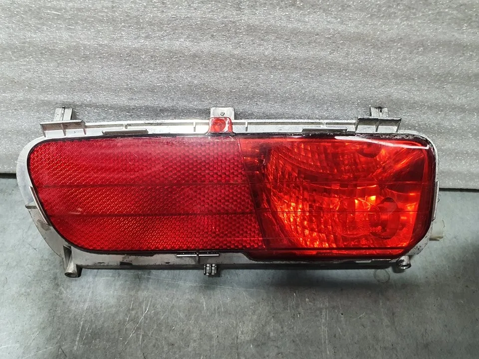 Piloto Trasero Izquierdo Paragolpes para Citroën C4 Picasso