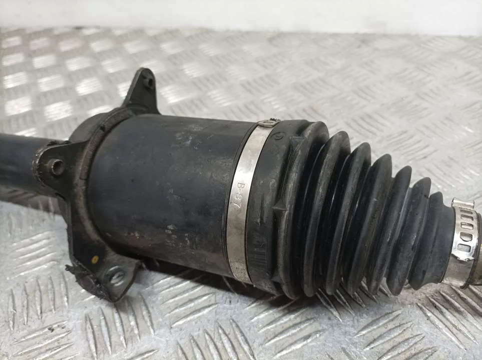 Transmision Delantera Derecha para Mercedes-Benz Clase B (W245)