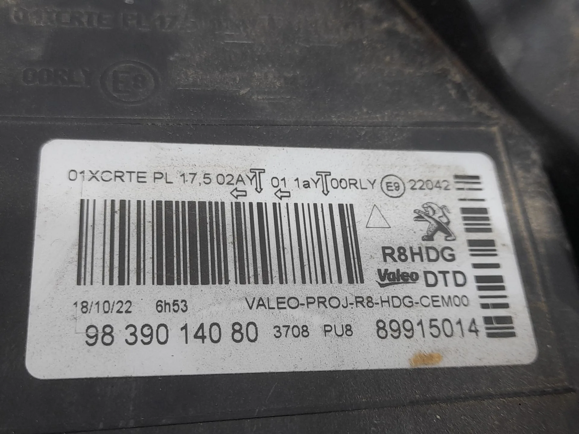 Faro Derecho para Peugeot 508