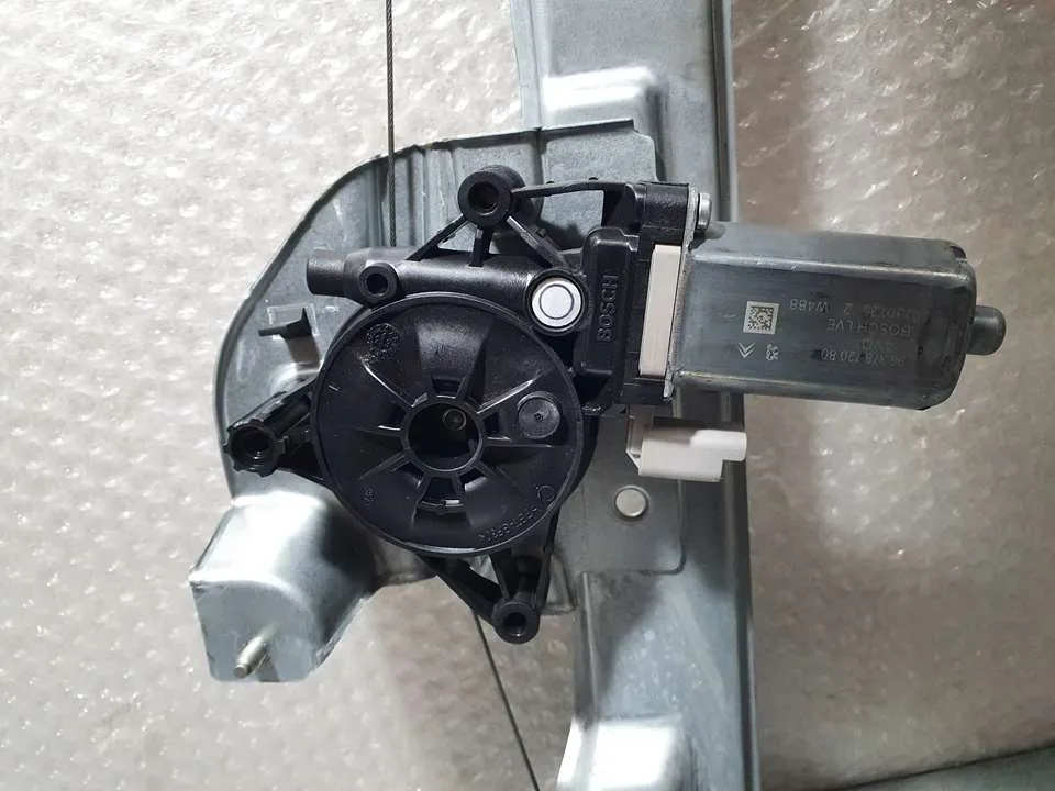 Elevalunas Delantero Derecho para Citroën C3