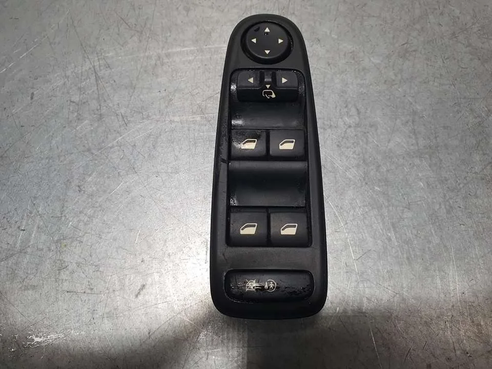 Mando Elevalunas Delantero Izquierdo para Citroën C4 Picasso