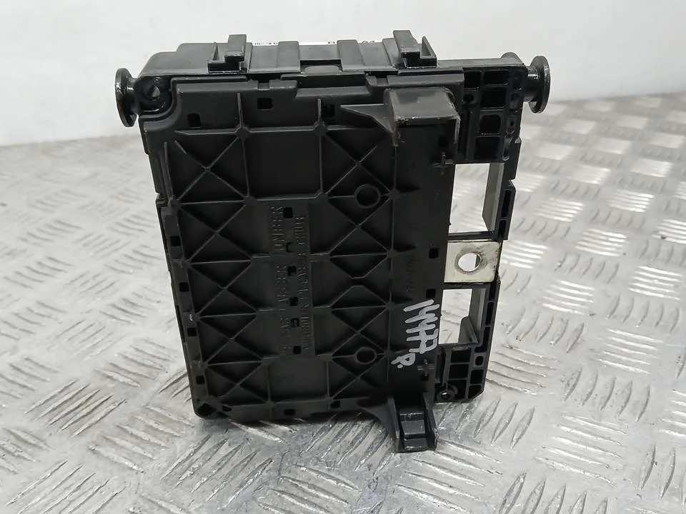 Caja Reles / Fusibles para Citroën C5 Berlina