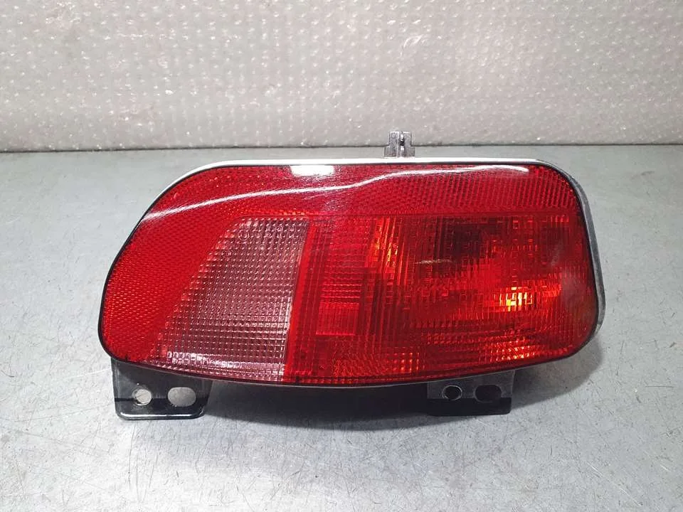 Piloto Trasero Izquierdo Paragolpes para Citroën C4 Picasso