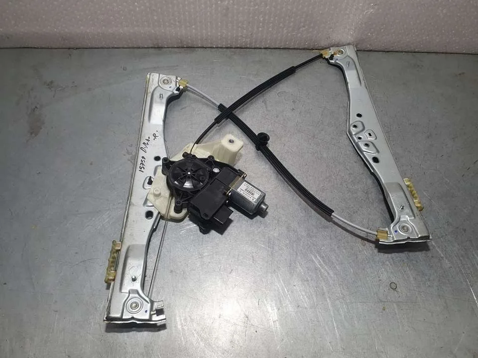 Elevalunas Delantero Derecho para Citroën C4 Cactus