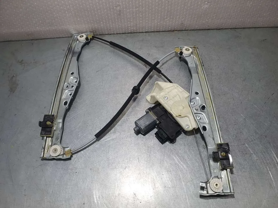 Elevalunas Delantero Derecho para Citroën C4 Cactus