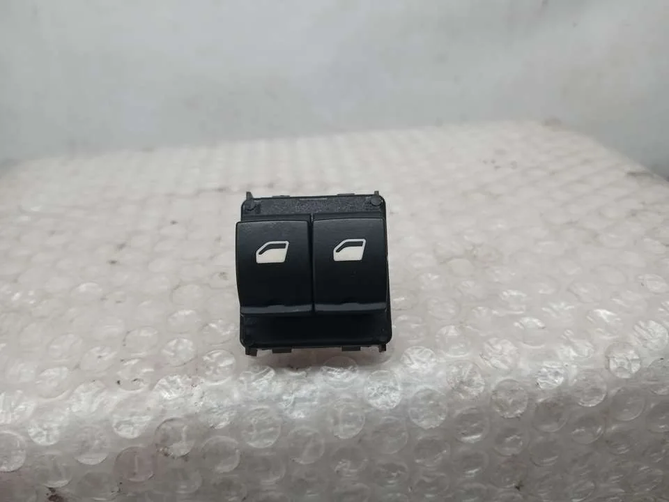 Mando Elevalunas Delantero Izquierdo para Citroën C3