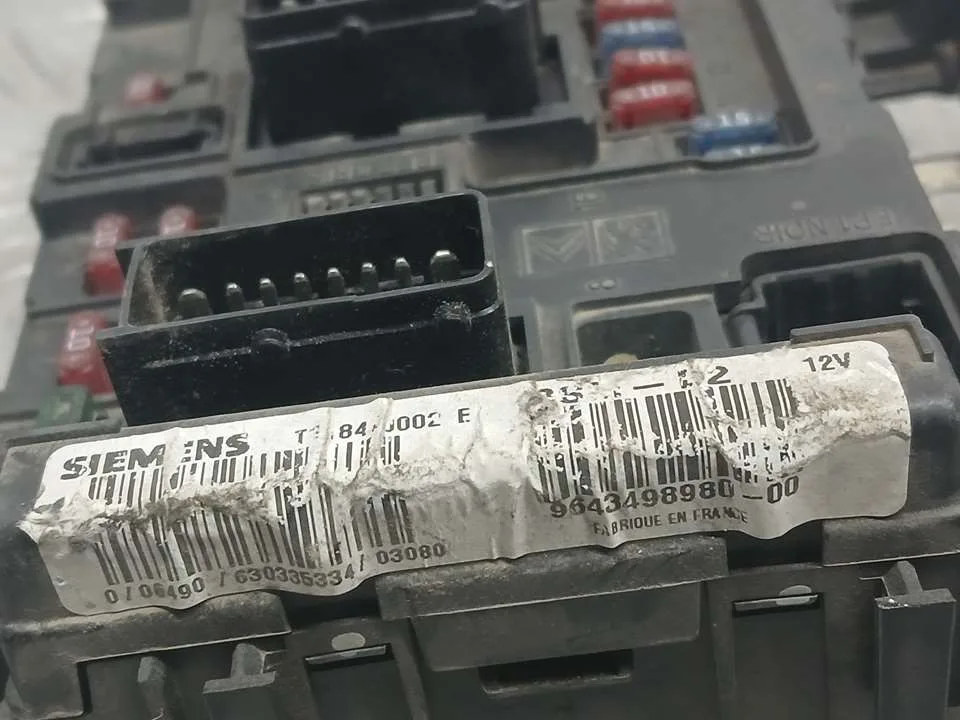 Caja Reles / Fusibles para Citroën Berlingo