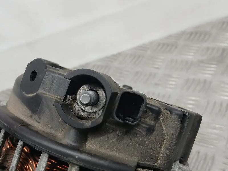 Alternador para Citroën C4 Berlina