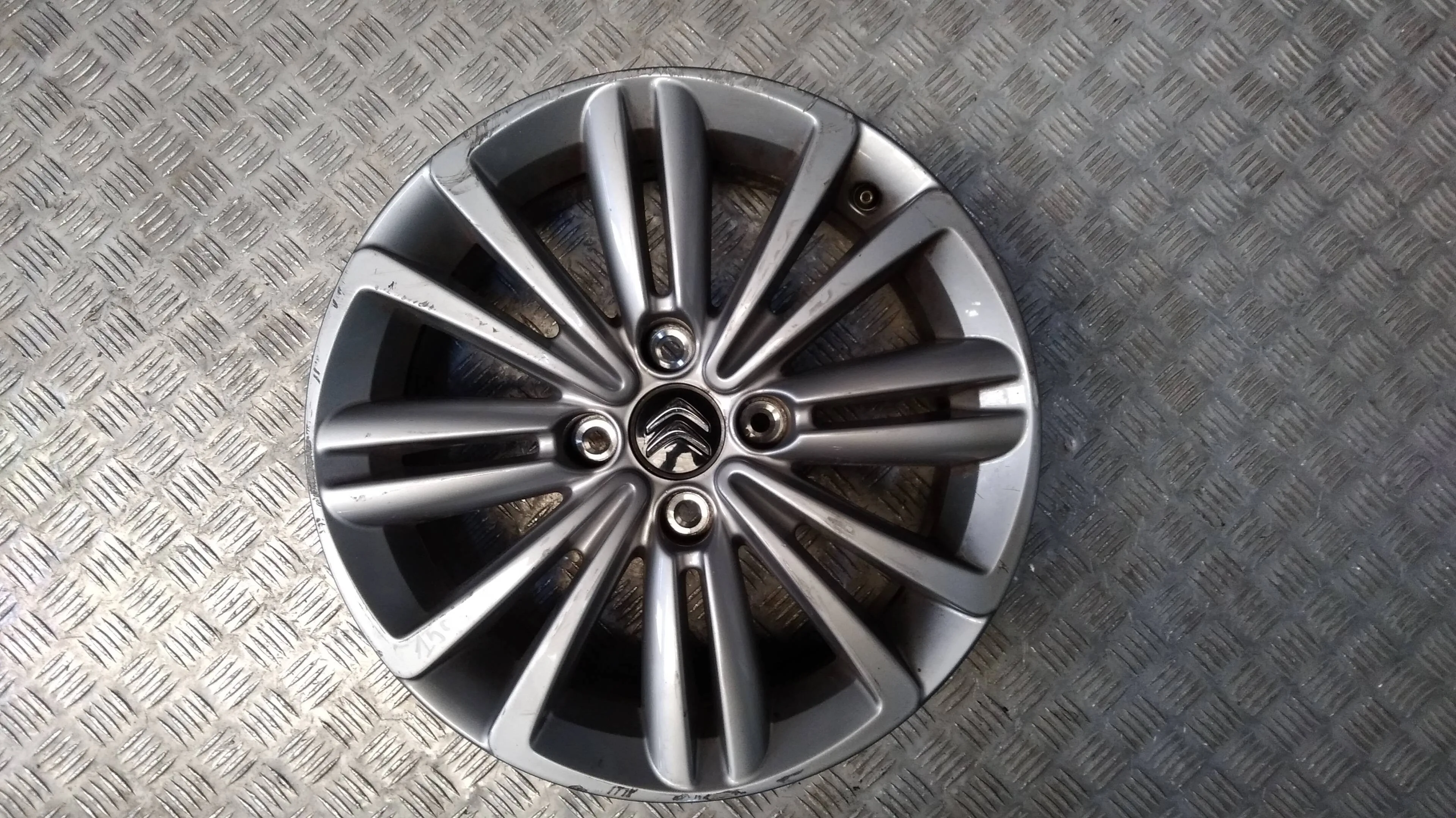 Llanta para Citroën C4 Berlina