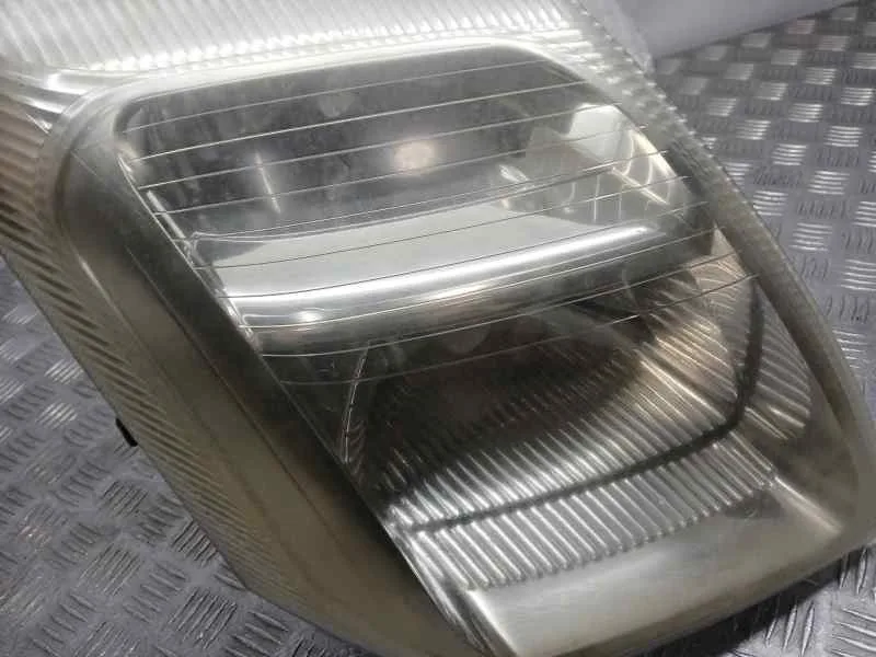 Faro Derecho para Citroën C2
