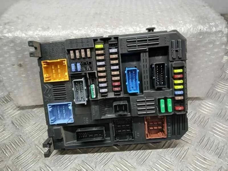 Caja Reles / Fusibles para Citroën Jumpy Furgon