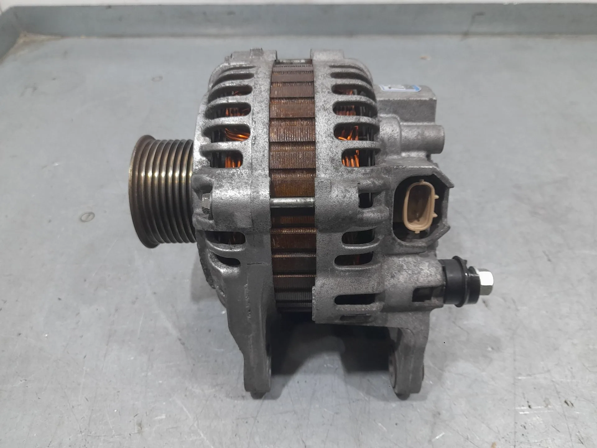 Alternador para Mazda 6 Berlina (Gg)