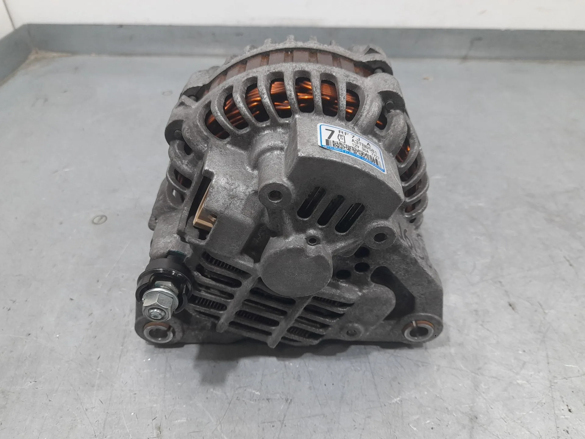 Alternador para Mazda 6 Berlina (Gg)