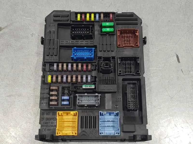 Caja Reles / Fusibles para Citroën Jumpy Furgon