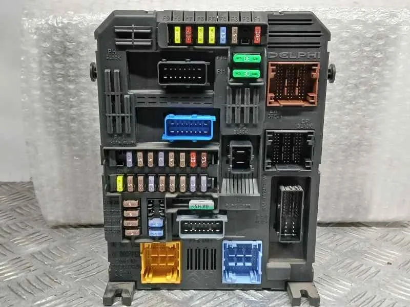 Caja Reles / Fusibles para Citroën C3