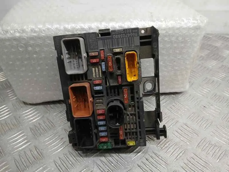 Caja Reles / Fusibles para Citroën C4 Grand Picasso