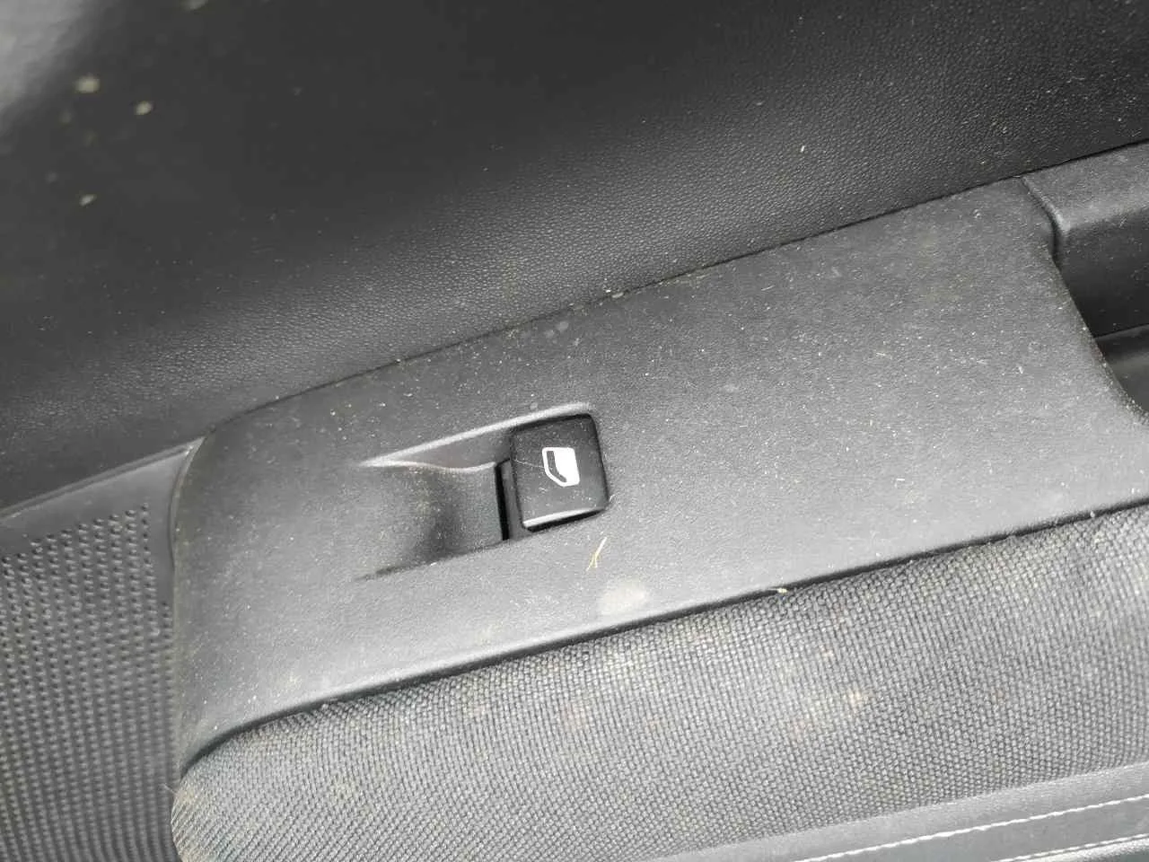 Mando Elevalunas Delantero Derecho para Citroën C3