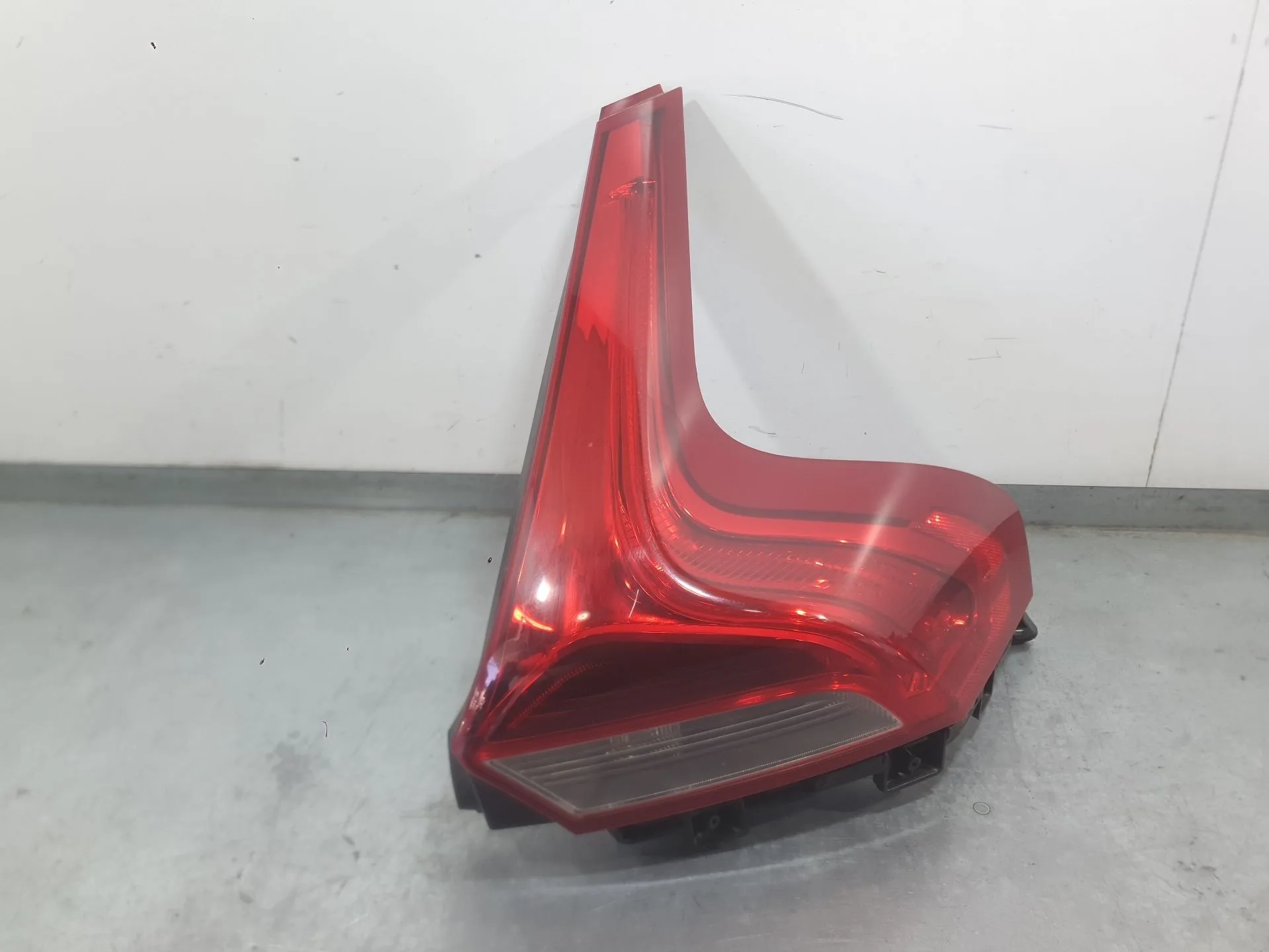 Piloto Trasero Derecho para Volvo V40 Hatchback (525)