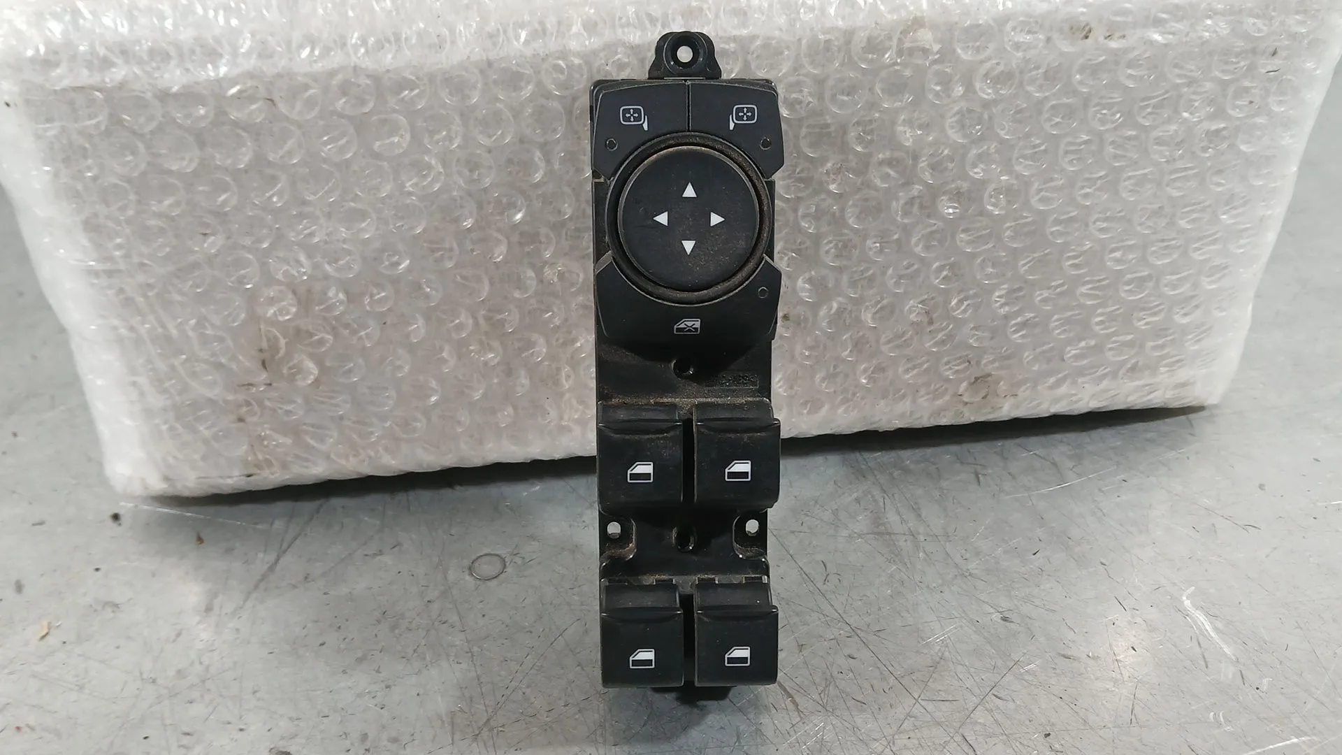 Mando Elevalunas Delantero Izquierdo para Ford Fiesta Vii (Hj, Hf)