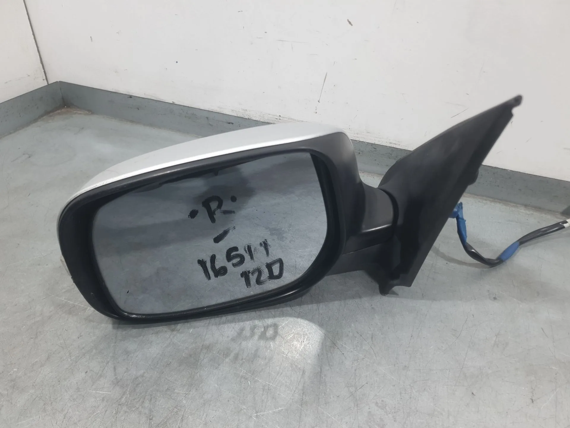 Retrovisor Izquierdo para Toyota Urban Cruiser (_P1_)